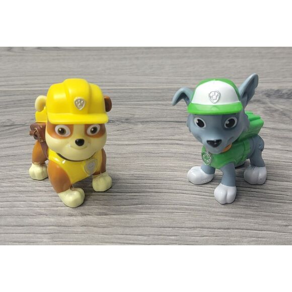 Set of 2 Spin Master Paw Patrol 1.5" Mini Figures Rubble Yellow‎ Rocky Green - Picture 1 of 12
